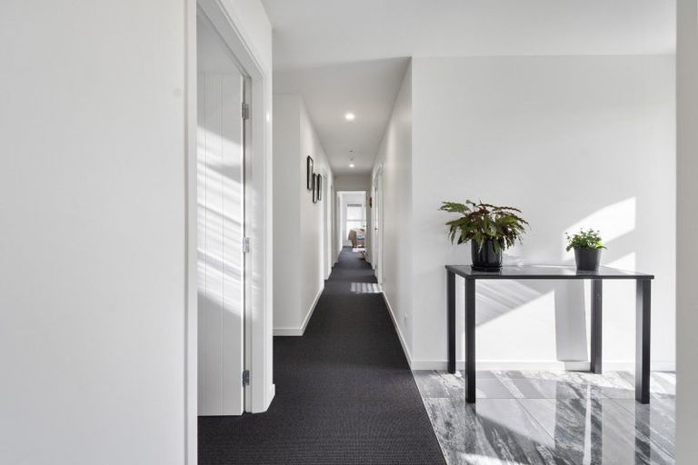 Photo of property in 172 Hendersons Line, Kelvin Grove, Palmerston North, 4470