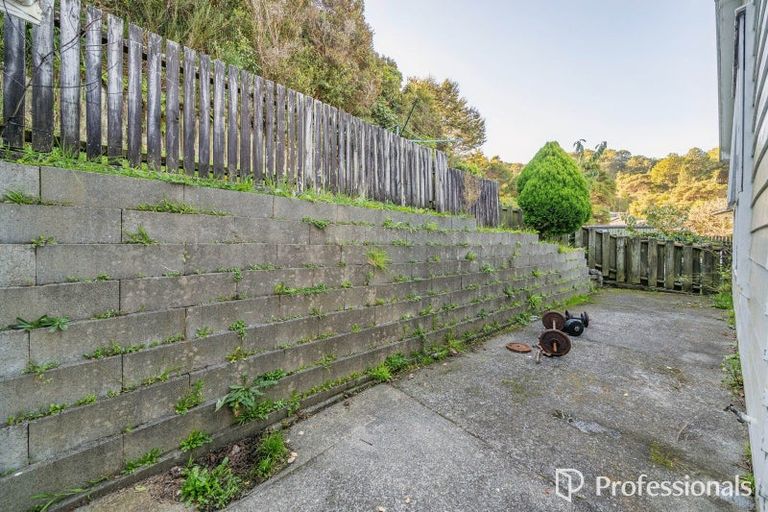 Photo of property in 55 Kairanga Crescent, Wainuiomata, Lower Hutt, 5014