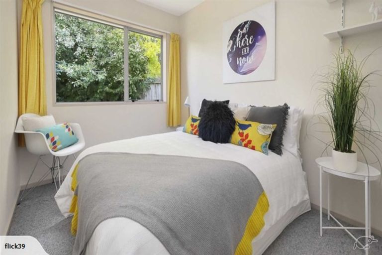 Photo of property in 113 Warren Crescent, Hillmorton, Christchurch, 8025