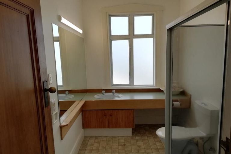 Photo of property in 83u1 Bolton Street, Kelburn, Wellington, 6012