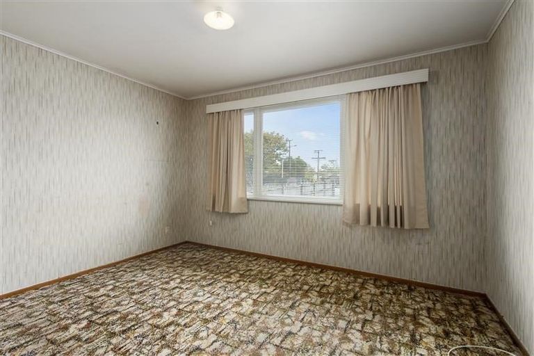 Photo of property in 136 Rathgar Road, Henderson, Auckland, 0610