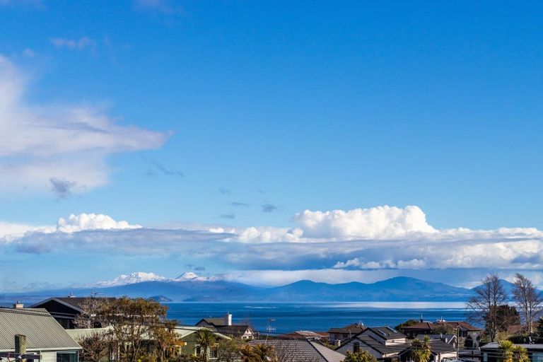 Photo of property in 62 Ngamotu Road, Hilltop, Taupo, 3330