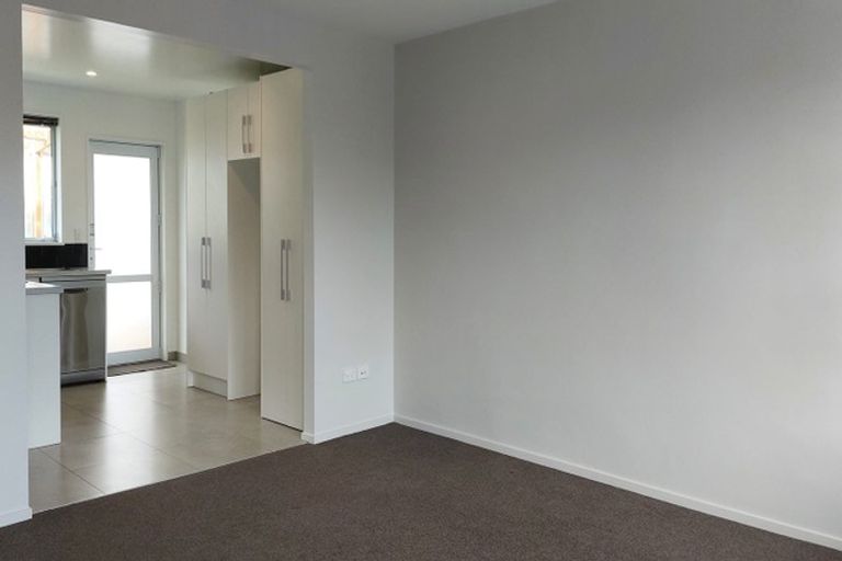 Photo of property in 4/10a Straven Road, Riccarton, Christchurch, 8011