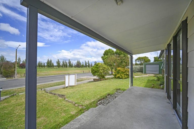 Photo of property in 28 Ramsey Crescent, Flaxmere, Hastings, 4120