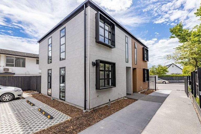Photo of property in 2/91 Springfield Road, St Albans, Christchurch, 8014