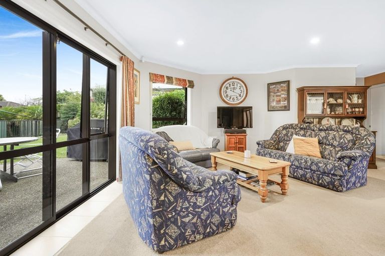 Photo of property in 73 Saint James Drive, Huntington, Hamilton, 3210