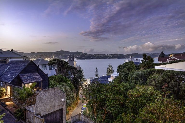 Photo of property in 30b Hay Street, Oriental Bay, Wellington, 6011