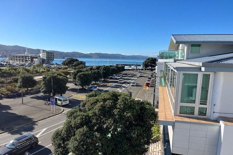 Photo of property in Fountain Court, 48u6 Oriental Parade, Oriental Bay, Wellington, 6011