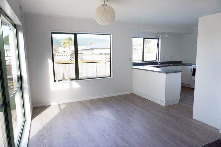 Photo of property in 35 Makarini Street, Paraparaumu, 5032