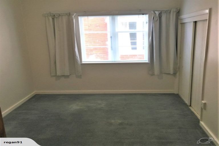 Photo of property in 8 Fife Lane, Miramar, Wellington, 6022