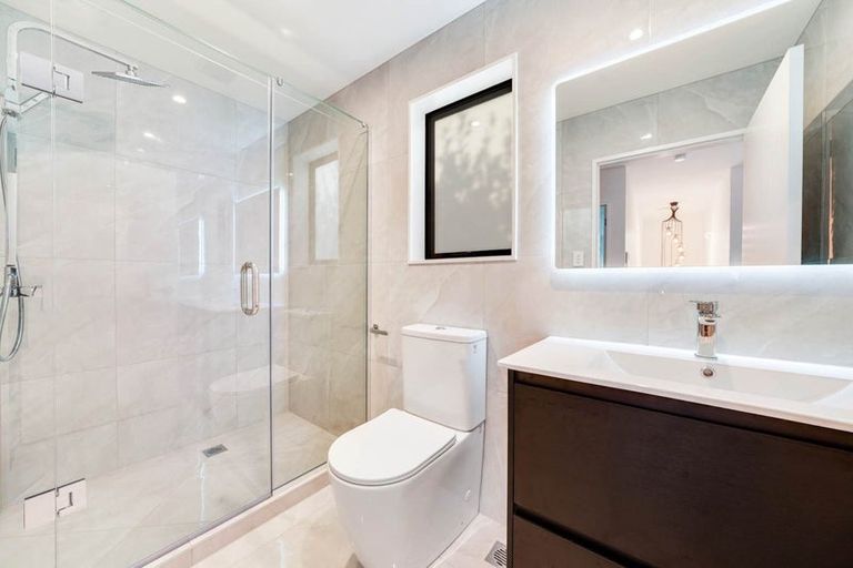 Photo of property in 137a Mahia Road, Wattle Downs, Auckland, 2103