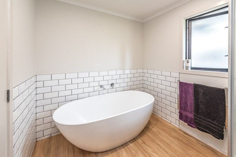 Photo of property in 52 Delhi Avenue, Aramoho, Whanganui, 4500