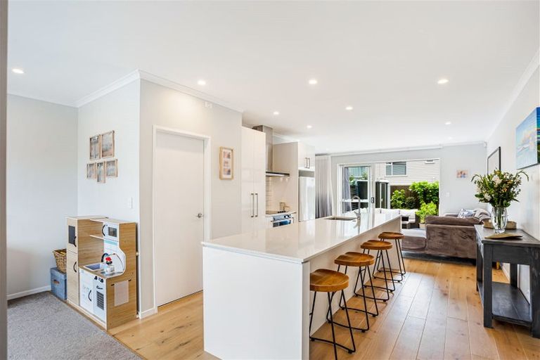 Photo of property in 18 Plover Road, Hobsonville, Auckland, 0616