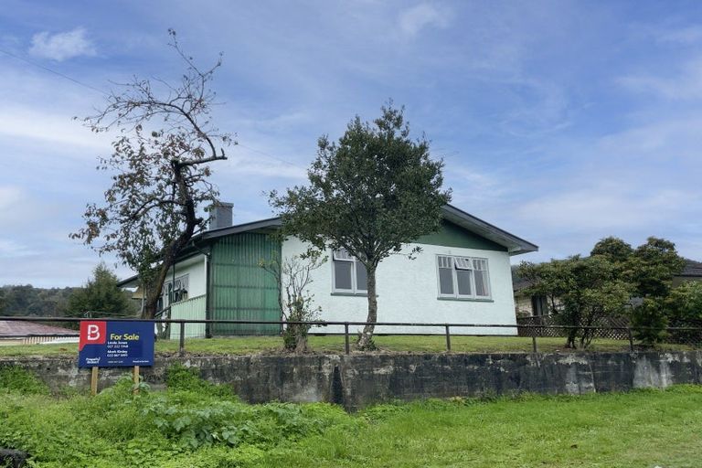 Photo of property in 27 Victory Street, Reefton, 7830