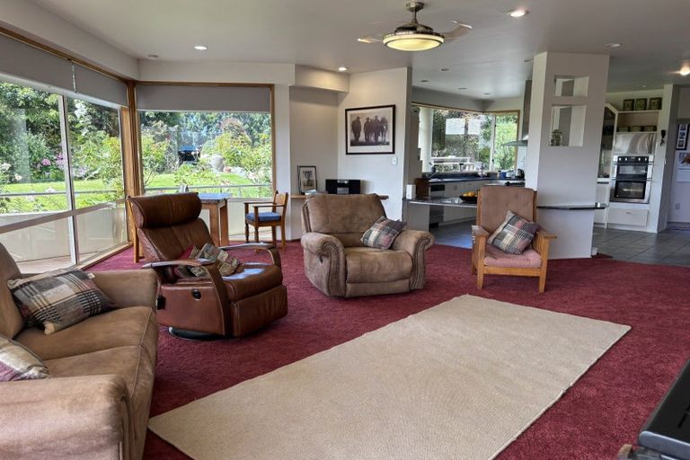 Photo of property in 174 Awamoa Road, Holmes Hill, Oamaru, 9492