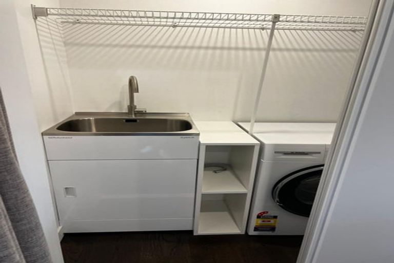 Photo of property in 35 Walmsley Road, Mangere, Auckland, 2022