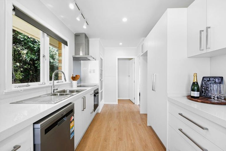 Photo of property in 31 Northolt Road, Fairview Downs, Hamilton, 3214
