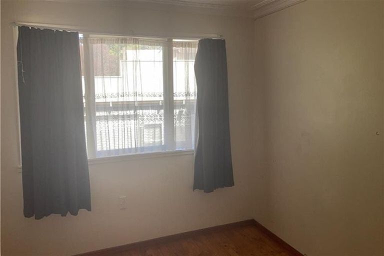 Photo of property in 157 Don Buck Road, Massey, Auckland, 0614