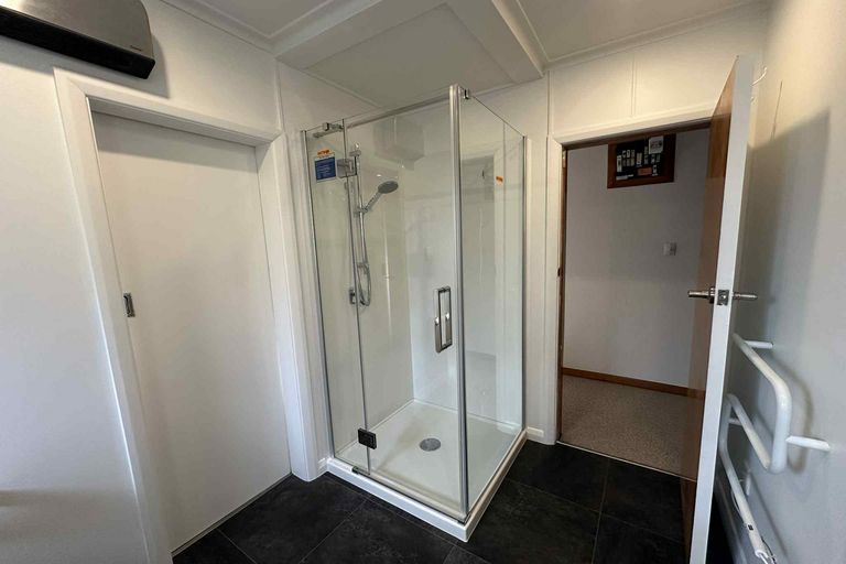 Photo of property in 28 Marshall Street, Bradford, Dunedin, 9011