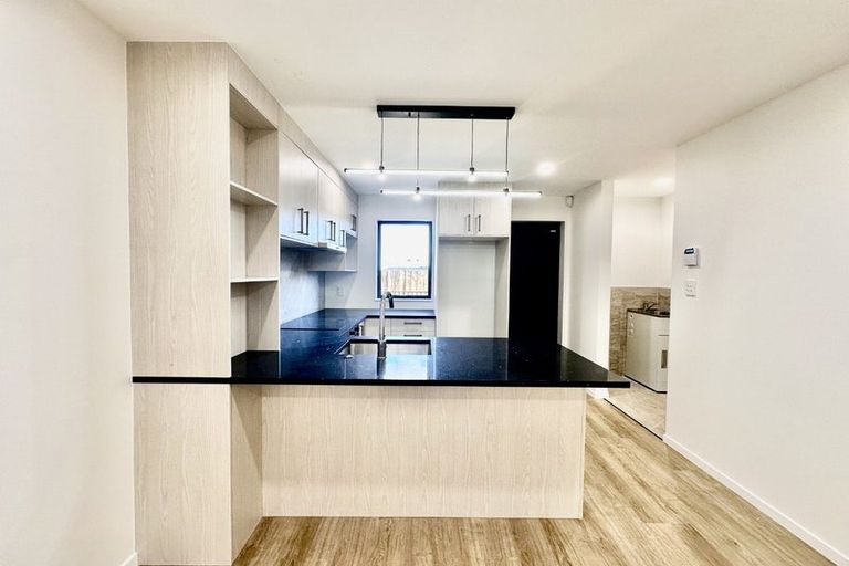 Photo of property in 50d Greenmeadows Avenue, Manurewa East, Auckland, 2102