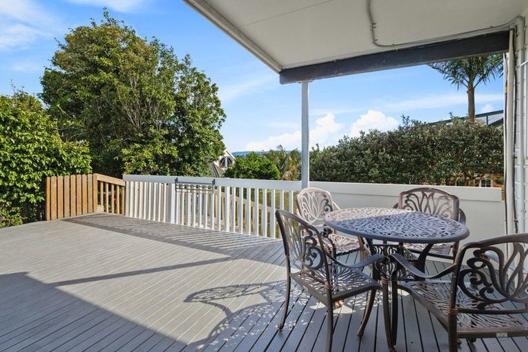 Photo of property in 177 West Harbour Drive, West Harbour, Auckland, 0618