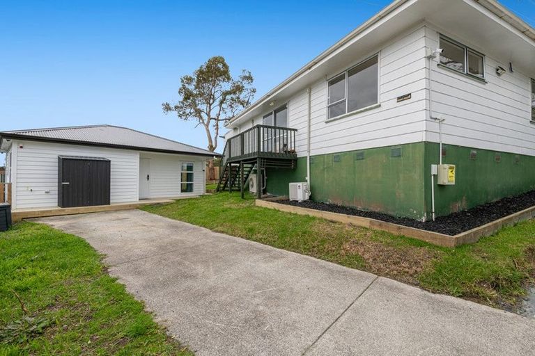 Photo of property in 10 Santiago Crescent, Unsworth Heights, Auckland, 0632
