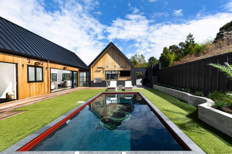 Photo of property in 31 James Paige Lane, Riverhead, 0793