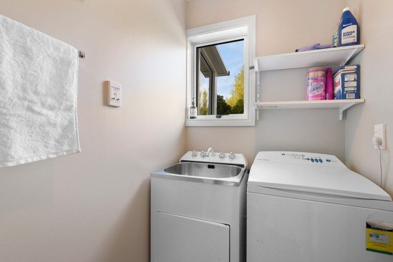 Photo of property in 74 Woodside Road, Woodside, Outram, 9073