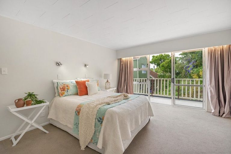 Photo of property in 70 Glen Road, Raumati South, Paraparaumu, 5032