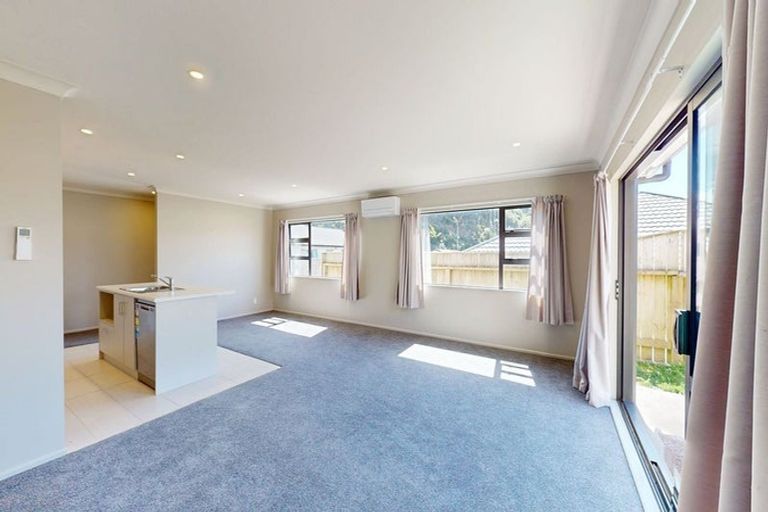 Photo of property in 27 Moonsail Drive, Whitby, Porirua, 5024