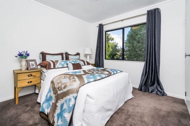 Photo of property in 6/23b View Road, Glenfield, Auckland, 0627