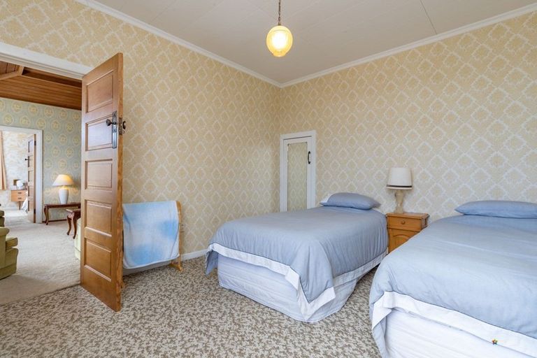 Photo of property in 12 Whanake Street, Titahi Bay, Porirua, 5022