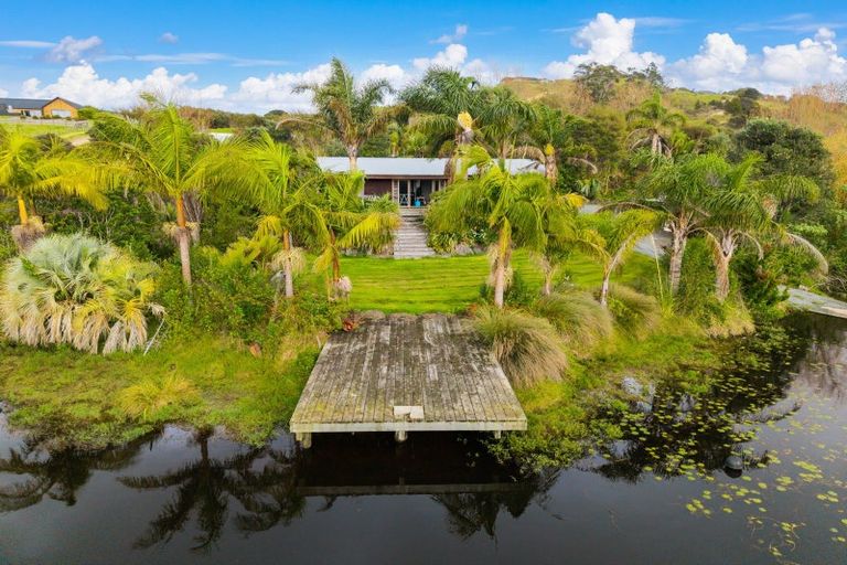 Photo of property in 173b Tara Road, Mangawhai, 0573