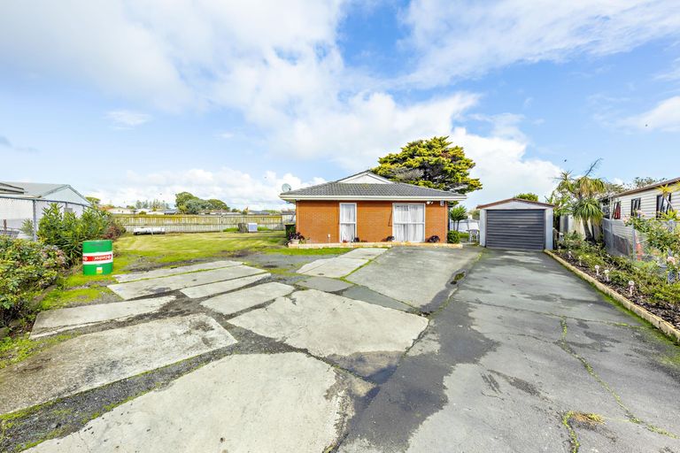 Photo of property in 7 Agar Place, Favona, Auckland, 2024