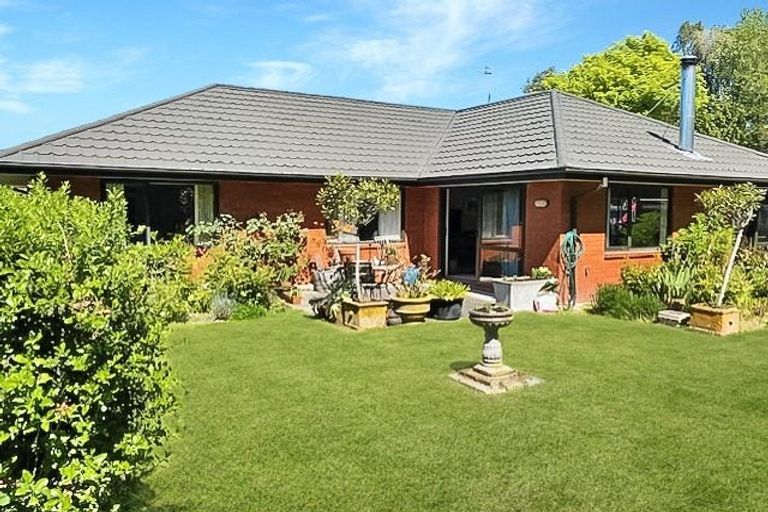Photo of property in 17t Matawai Close, Rangiora, 7400