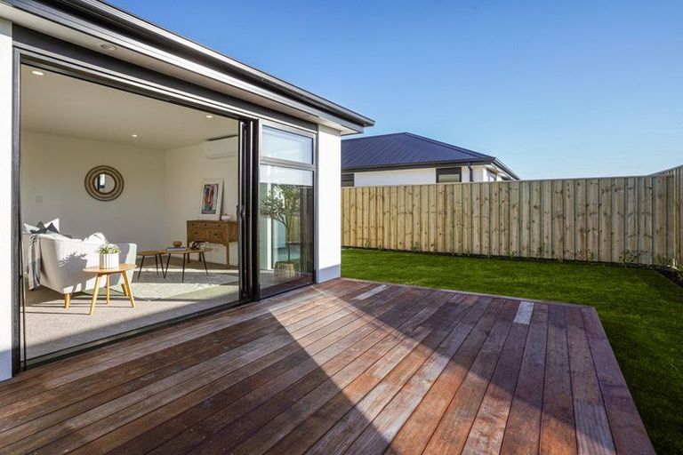 Photo of property in 31 Pentecost Road, Rangiora, 7400