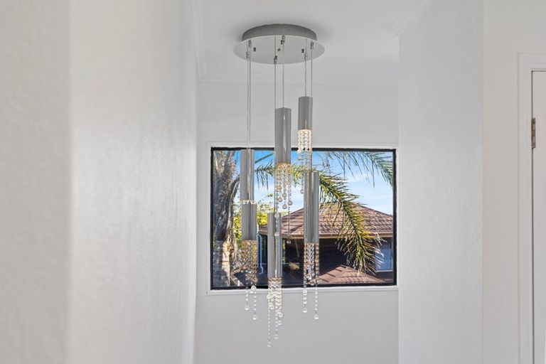Photo of property in 2/28 Britannia Place, Half Moon Bay, Auckland, 2012