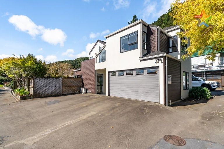 Photo of property in 1/27 Mawson Street, Waiwhetu, Lower Hutt, 5010