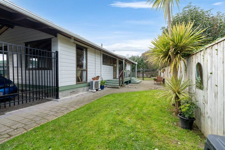 Photo of property in 27 Charles Street, Levin, 5510