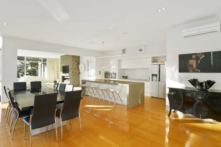 Photo of property in 8 Royds Street, Fendalton, Christchurch, 8014