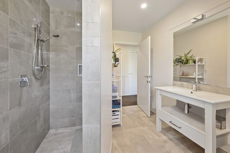 Photo of property in 49/500 Kinloch Road, Kinloch, Taupo, 3377