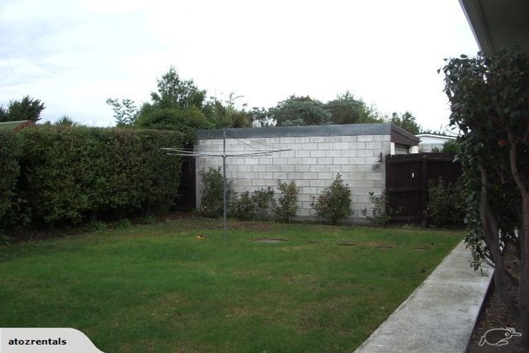 Photo of property in 1/204 Grimseys Road, Redwood, Christchurch, 8051