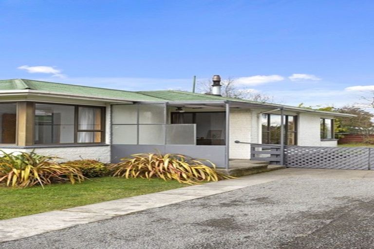 Photo of property in 15 Palmer Street, Rangiora, 7400
