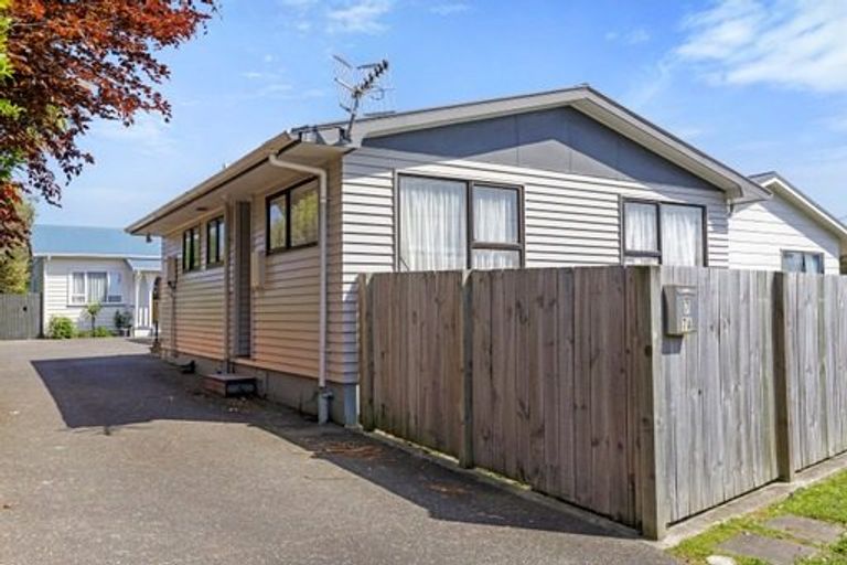 Photo of property in 7 Baldwin Street, Moera, Lower Hutt, 5010