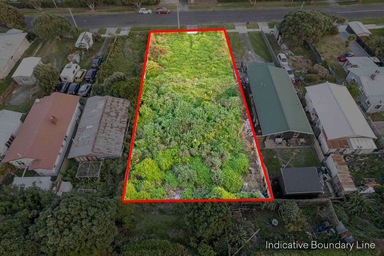 Photo of property in 36 Karaka Street, Castlecliff, Wanganui, 4501