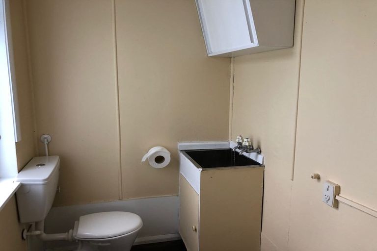 Photo of property in 138 Tiro Tiro Road, Levin, 5510