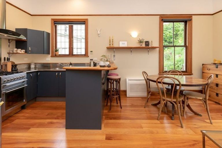 Photo of property in 366a Tinakori Road, Thorndon, Wellington, 6011