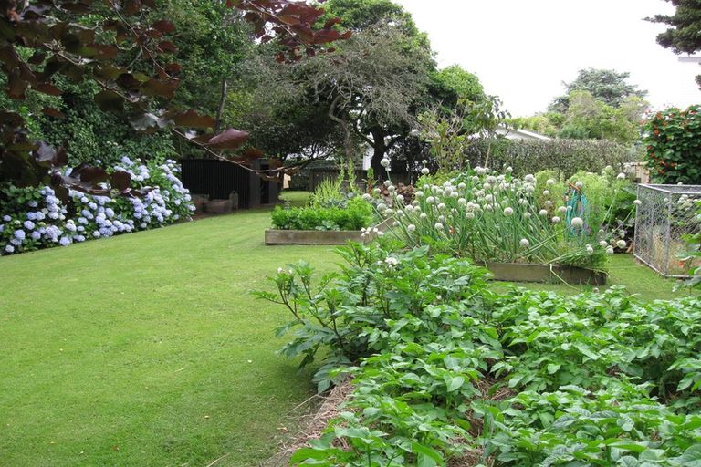 Photo of property in 78 Manawapou Road, Hawera, 4610