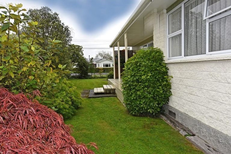 Photo of property in 22 Jellicoe Street, Greytown, 5712