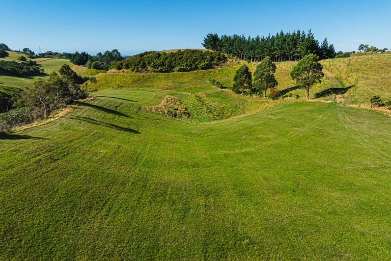 Photo of property in 40 Atkinson Road, Hurworth, New Plymouth, 4371